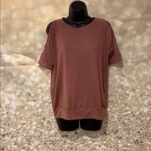 Woman’s Cut out shoulders top